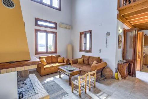 Sea Front Stone Villa near Monemvasia in Karavostasi (Xili)