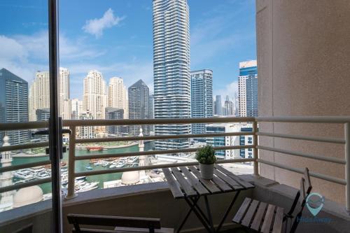 1BR Marina View Rooftop Pool Dubai Marina, Dubaï (photo 2)