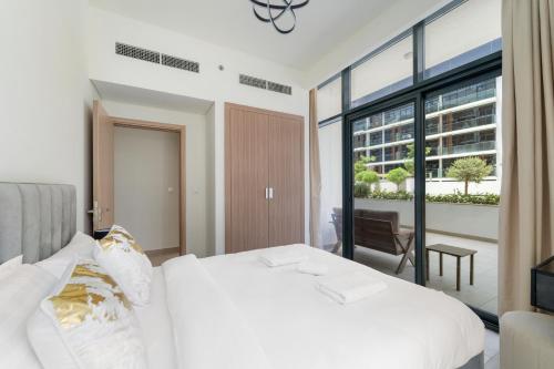 VayK - Modern 3BR with a Spacious Terrace - image 2