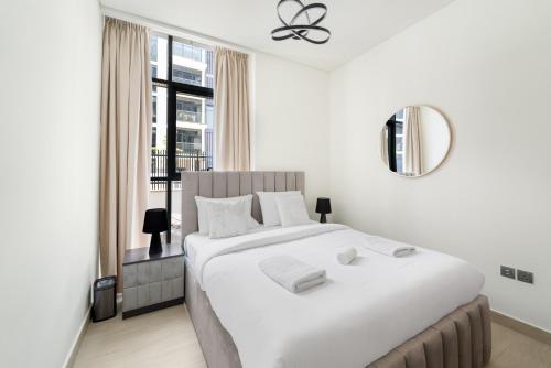 VayK - Modern 3BR with a Spacious Terrace - image 14