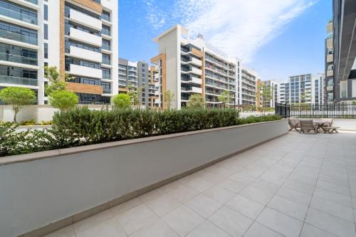 VayK - Modern 3BR with a Spacious Terrace - image 4