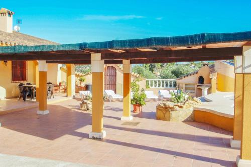 Finca Pineda - private pool villa in Benissa in โบไนเร