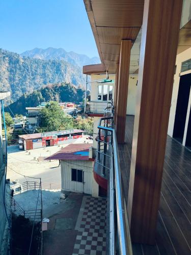 Hotel Vijaya in Phata