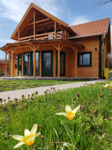 Faház Wellness Apartman Demjén – khách sạn tại Demjen