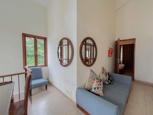 Three-Bedroom Villa with Pool View image 10