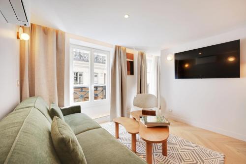 Opera Residence - image 11
