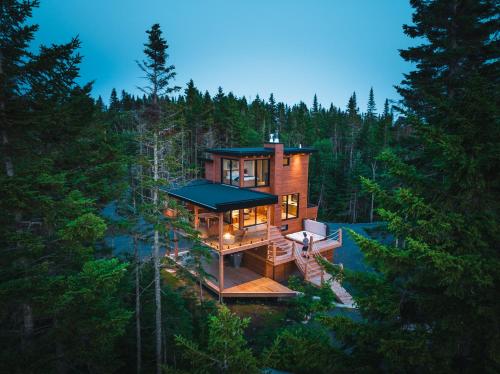 RidgeView - Mountain View and Spa Near Quebec City