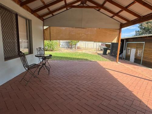Kert, House on French, Spacious Family and Work Retreat in Merredin