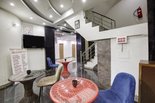 餐廳, Hotel S B INN @ PAHARGANJ in New Delhi