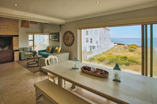 Vista, Bella Calypso, Langebaan, 8-sleeper in Calypso Beach