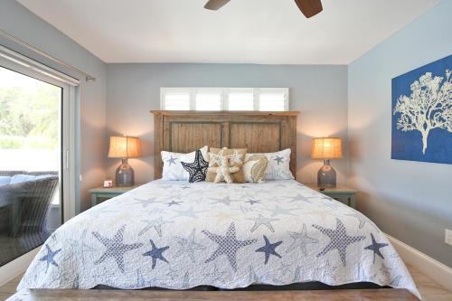 Copacabana Boaters Dream Home In Anna Maria