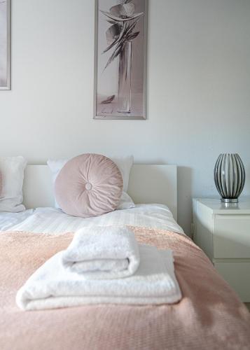 RentPlanet - Apartament Smolna, Warsaw
