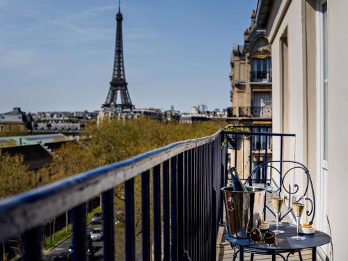 View, Duquesne Eiffel Hotel in 7th - Tour Eiffel - Invalides