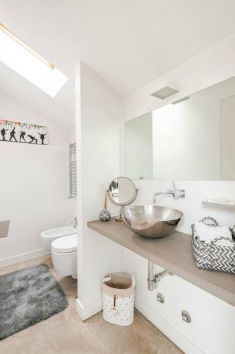 Milano's Most Exclusive Loft, Pool Spa & Suites, Mediolan (zdjęcie 8)