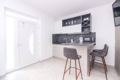 Deluxe Apartment image 10
