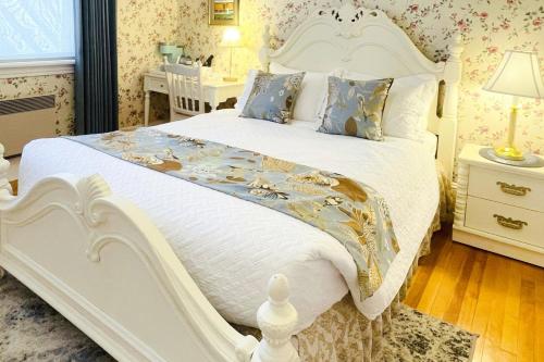 1 queen bed