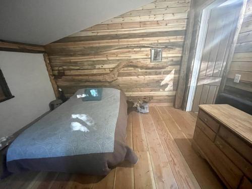 Charming Cabin for Sierra Nevada Getaways Charming Cabin for Sierra Nevada Getaways