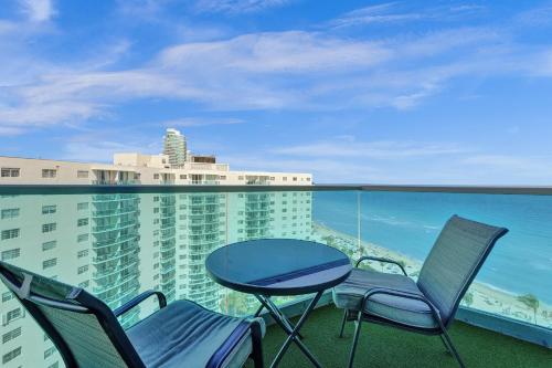 Three-Bedroom Apartment with Ocean View image 10