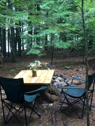 Island Glamping in a Pet-Friendly Bell Tent on an Island in Monmouth, Maine Island Glamping in a Pet-Friendly Bell Tent on an Island in Monmouth, Maine