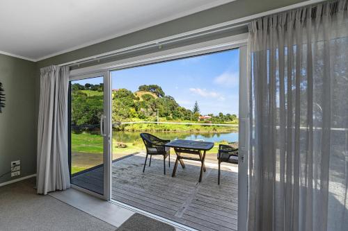 A szálláshely kívülről, The Lighthouse - Te Mata Holiday Home in Te Mata