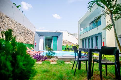 สวน, Hotel Yatchenin Abidjan in อาบิดจัน