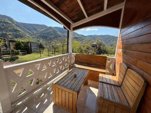 منظر, Baven -Toven Naturae in Rubik