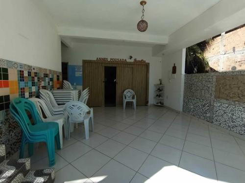Vestabils, Quarto1 triplo Pousada piscina Praia de Cabuçu BA (Quarto1 triplo Pousada piscina Praia de Cabucu BA) in Bom Jesus dos Pobres