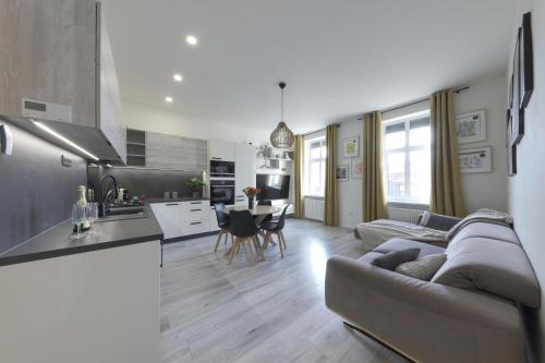 Lovely 2-bedroom apartment in centre of Bratislava, Bratislava (fotografie 9)