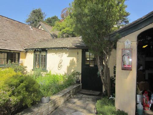 Edgemere Cottages In Ca