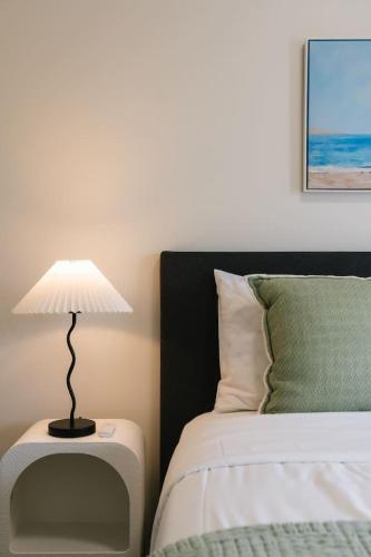 Peaceful and Convenient 4BR Family Modern Retreat