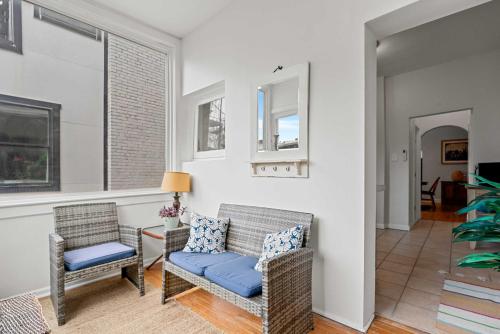 Sojourn Classic DC Rowhouse with Parking Sojourn Classic DC Rowhouse with Parking