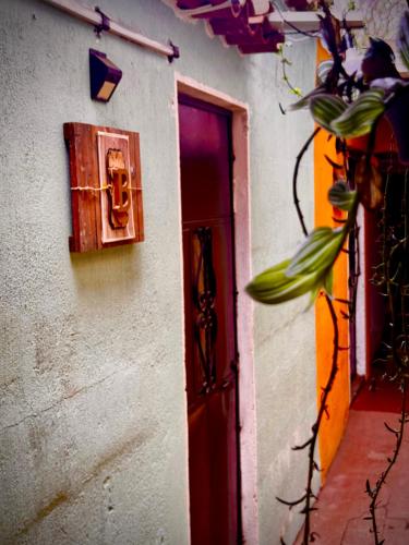 Private Bedroom near the Arch!, Antigua Guatemala (foto 10)