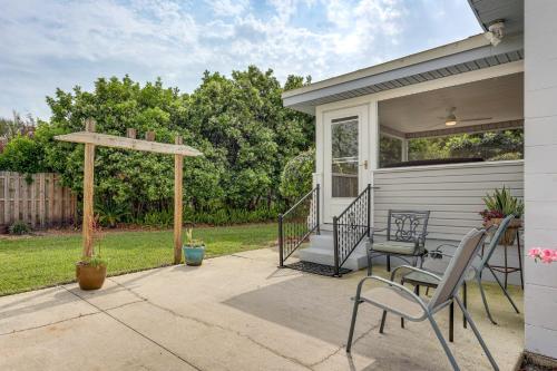 Fire Pit and Screened Porch Home in Jacksonville! Fire Pit and Screened Porch Home in Jacksonville!