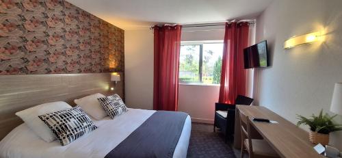 . Brit Hotel le Cygne