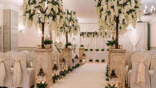 Mottram Hall - image 10