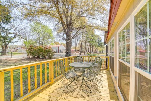 Walk to Beach Eufaula Fishermans Delight Home Walk to Beach Eufaula Fishermans Delight Home
