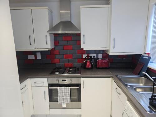 Very cosy 3 bedroom house close to city in Foleshill