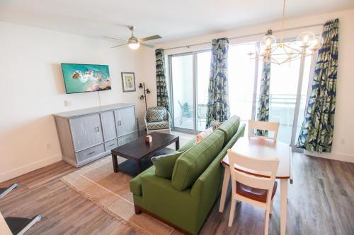 1 BR Condo Downtown Sarasota - Close To Beaches in 可可納特中區