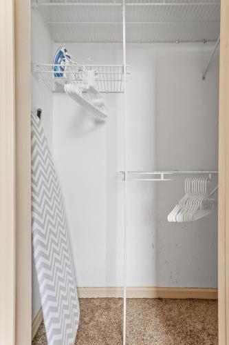803- Comfy Getaway Parking Bunk Bed Wi-Fi, Cleveland (foto 6)