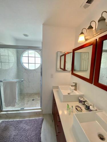 Grand Superior Condo 3BD Apartment@ Disney Parks - image 11