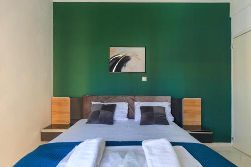 AIOLOS Glyfada LUX Escape suite 6, Atenas