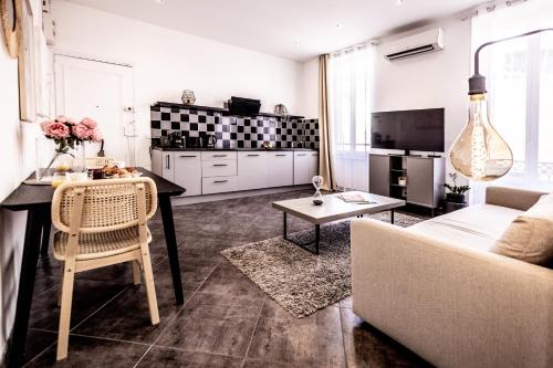 Smart Monaco Holiday, 6 Pax, Bnb Rickeys, Beausoleil