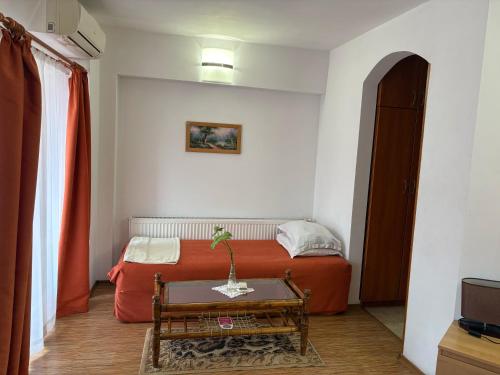 Family Hotel Flora - image 9