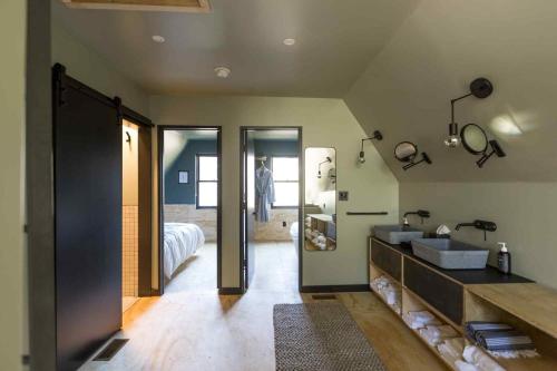 Lokal Chalet - Modern Cabin in the NJ Pine Barrens in Egg Harbor City (NJ)