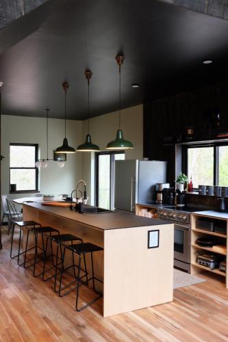 Lokal Chalet - Modern Cabin in the NJ Pine Barrens in Egg Harbor City (NJ)