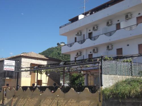 Hotel Il Vulcano - image 11