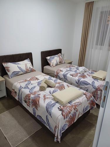 Prenoćište SILVER LUX Srebrno Jezero 13 - Location saisonnière - Veliko Gradište