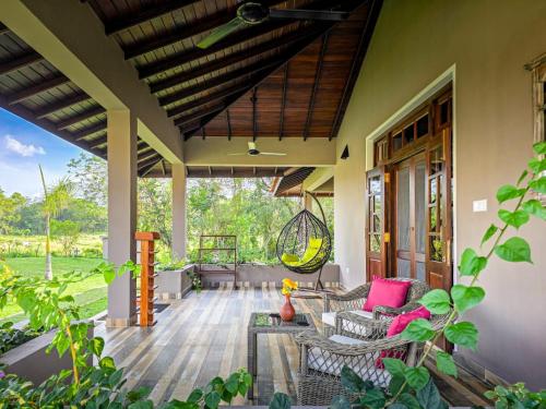 Gal Oya Lake Club in Ampara