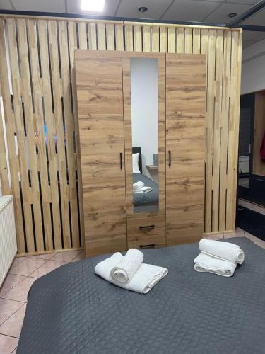 Apartman ROYAL in Husimovci