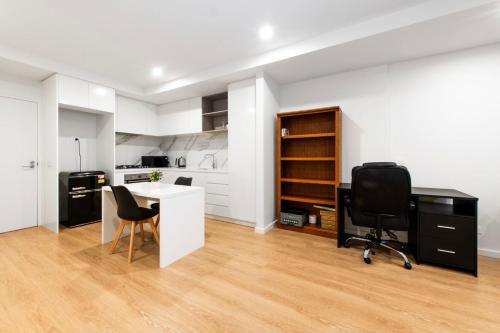 Workers Retreat Across from Essendon Station